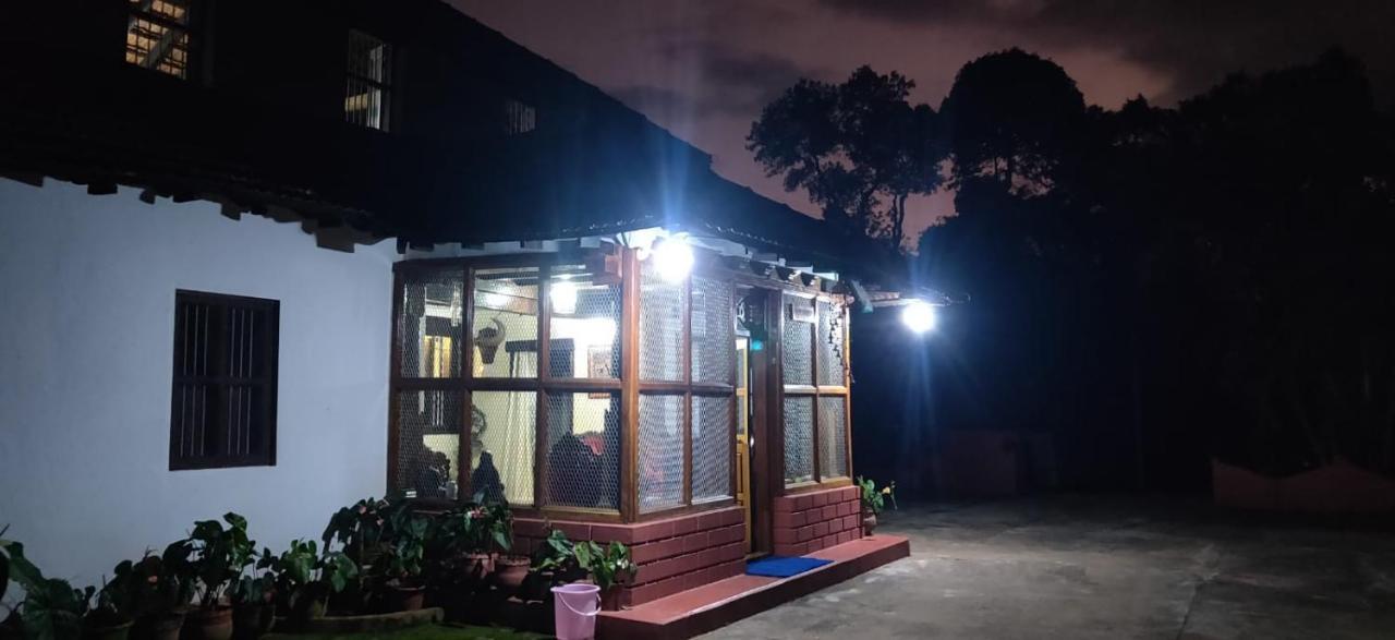 Sardar Bahadur'S Heritage Bungalow Estate Stay Napoklu Extérieur photo