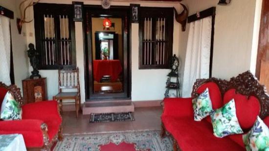 Sardar Bahadur'S Heritage Bungalow Estate Stay Napoklu Extérieur photo
