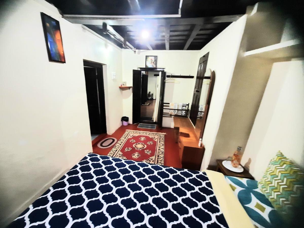 Sardar Bahadur'S Heritage Bungalow Estate Stay Napoklu Extérieur photo